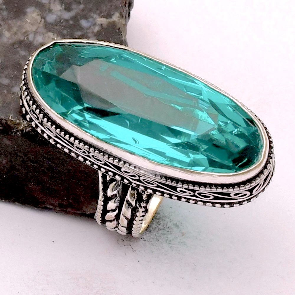 Apatite Gemstone Antique Design Ring - Picture 2 of 5